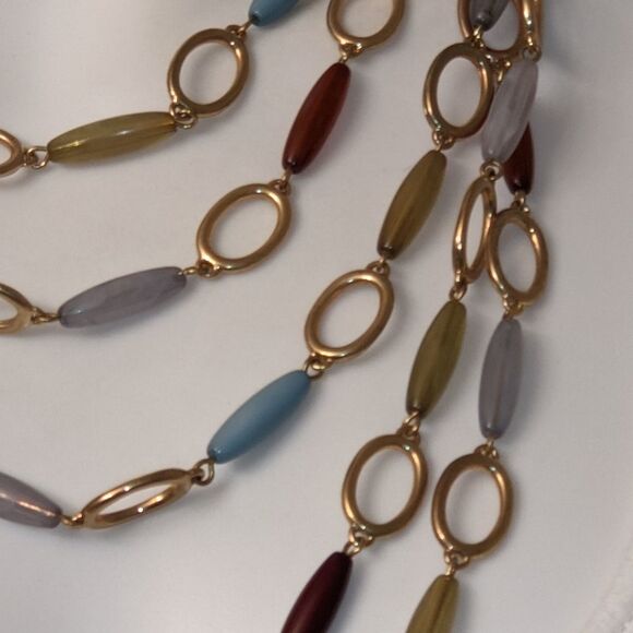 Vintage layered multi clear colored long bead necklace - Picture 3 of 12